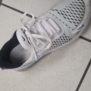 Nike Air Max 270 White (Women's-7.5) (Men's-6)